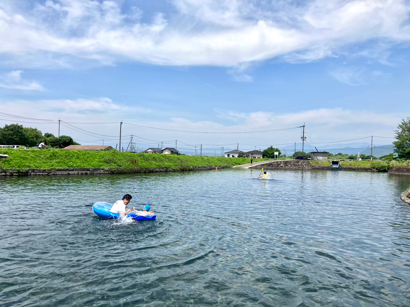 イオンモール熊本（クレア）近く。天然の湧き水プール | 嘉島町湧水公園天然プール