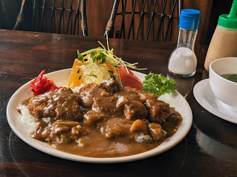 昔懐かしいカツカレーライス | 喫茶あまんど