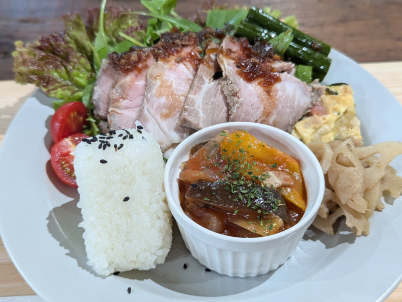 HANA no GAKKO(花のがっこう)のワンプレートランチ「とばせプレート」(宇城市三角町)