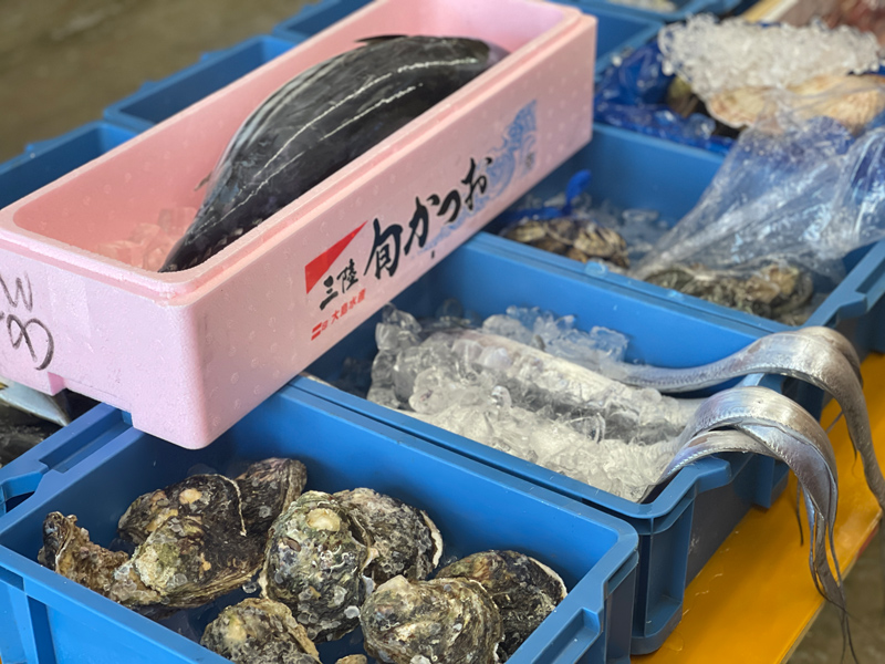 八代市の小さな魚屋さん「一魚一恵」は新鮮なお魚だけを販売します。