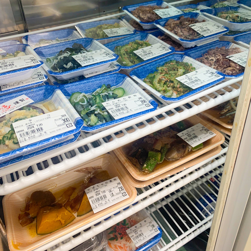 晩酌のお供に！お魚の惣菜も充実してます。一魚一恵表参道店