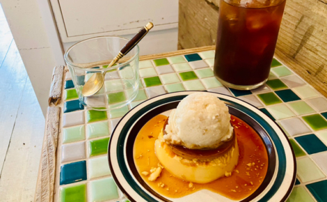 バナナアイスのせプリン | colour coffee(熊本市中央区上通町)