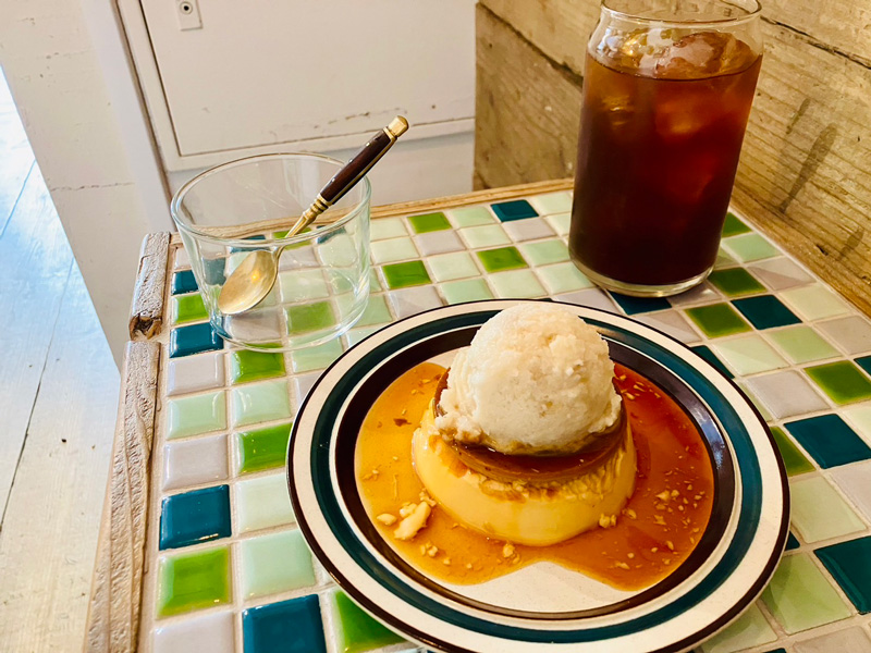 バナナアイスのせプリン | colour coffee(熊本市中央区上通町)