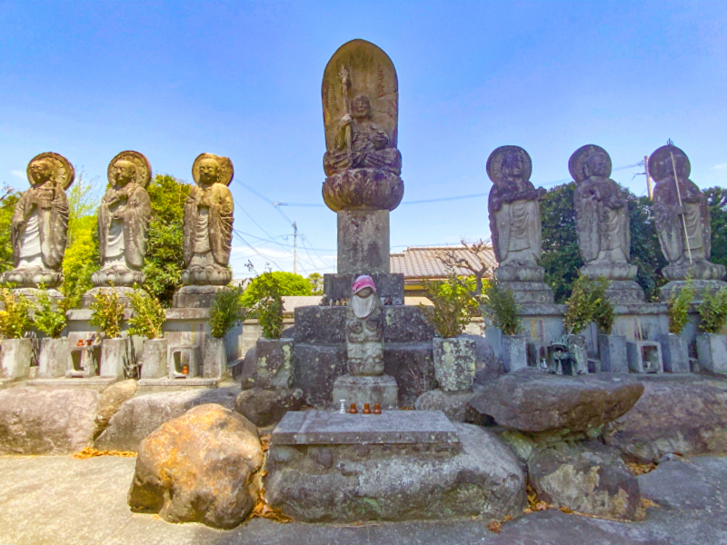 放牛石仏100体目